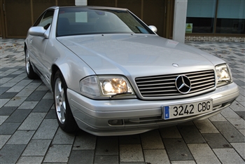 Left-hand drive Mercedes-Benz SL320 V6 Auto